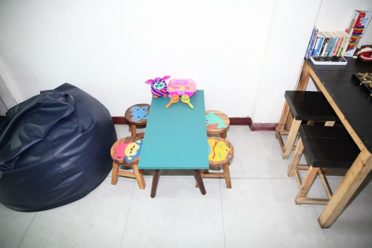 בנגקוק Interpartie Hotel (Adults Only) מראה חיצוני תמונה